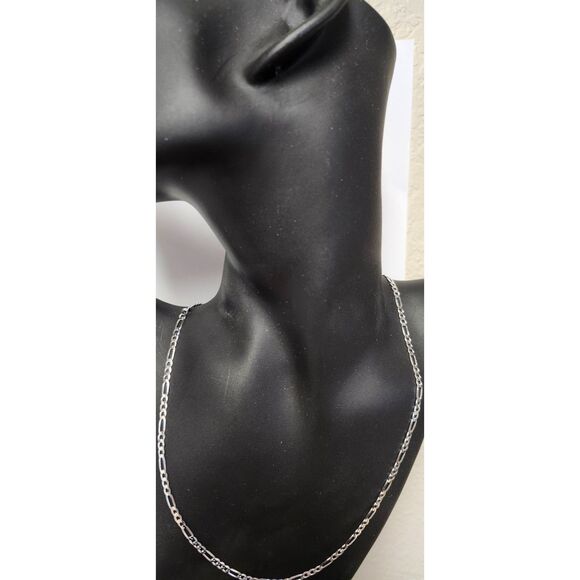 18 inch Solid .925 Sterling Silver Figaro Chain - Picture 5 of 5